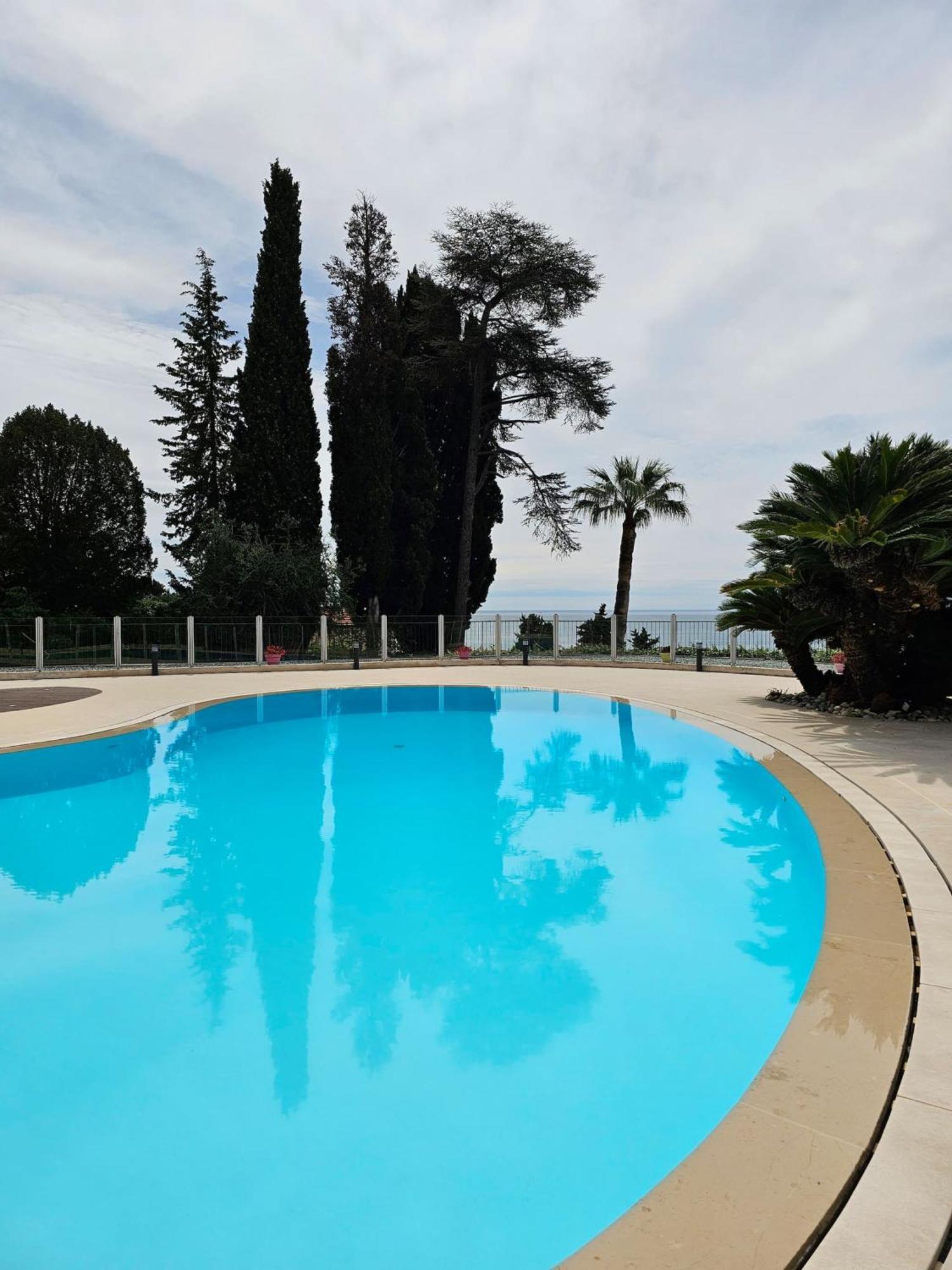 « La Grande Residence » Vue Mer, Piscine Menton Extérieur photo